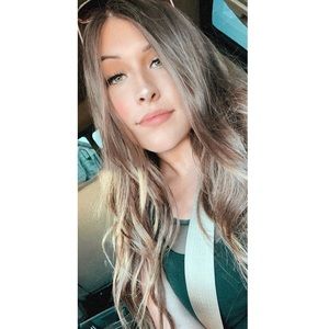 Meet your Posher, Amaya